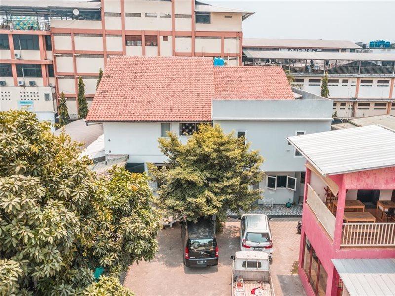 Oyo 1555 Unik Guesthouse Syariah Yakarta Horizonte foto